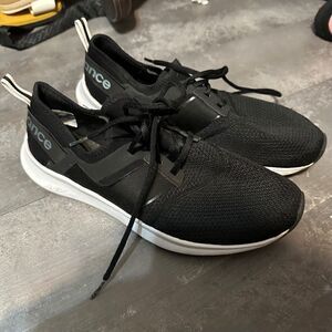New Balance Sneakers 